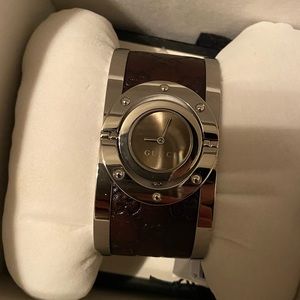 Gucci bracelet/watch.